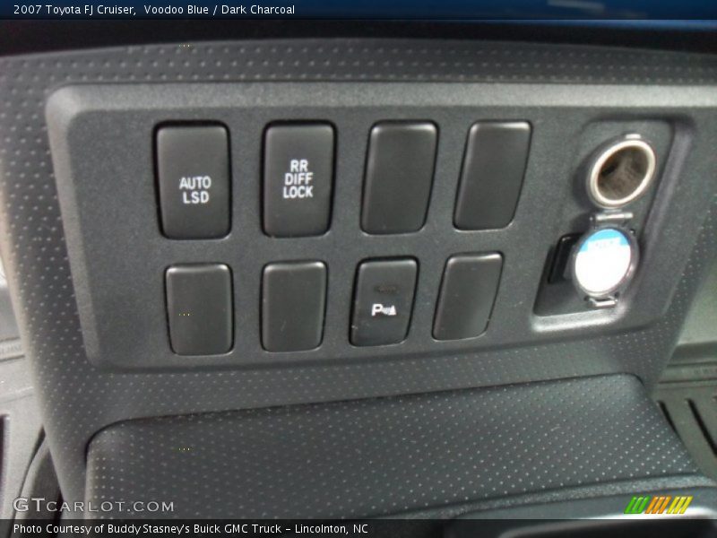 Voodoo Blue / Dark Charcoal 2007 Toyota FJ Cruiser