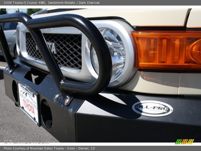 Sandstorm Metallic / Dark Charcoal 2008 Toyota FJ Cruiser 4WD