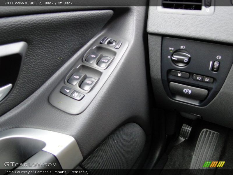 Black / Off Black 2011 Volvo XC90 3.2