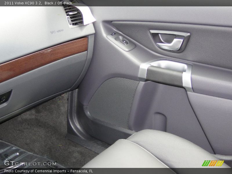 Black / Off Black 2011 Volvo XC90 3.2