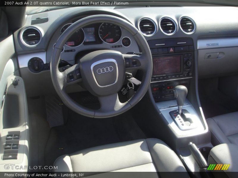 Dashboard of 2007 A4 2.0T quattro Cabriolet