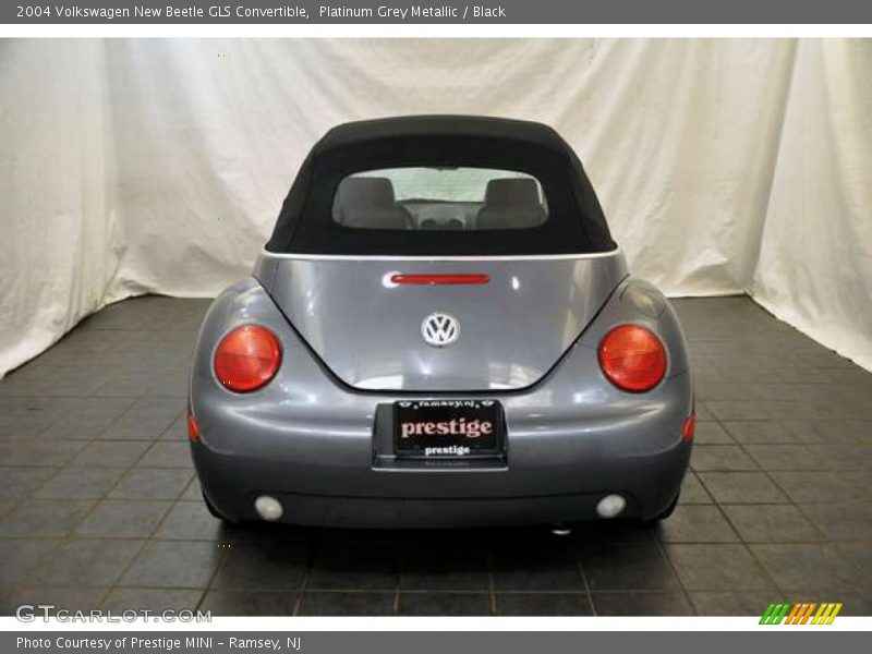 Platinum Grey Metallic / Black 2004 Volkswagen New Beetle GLS Convertible