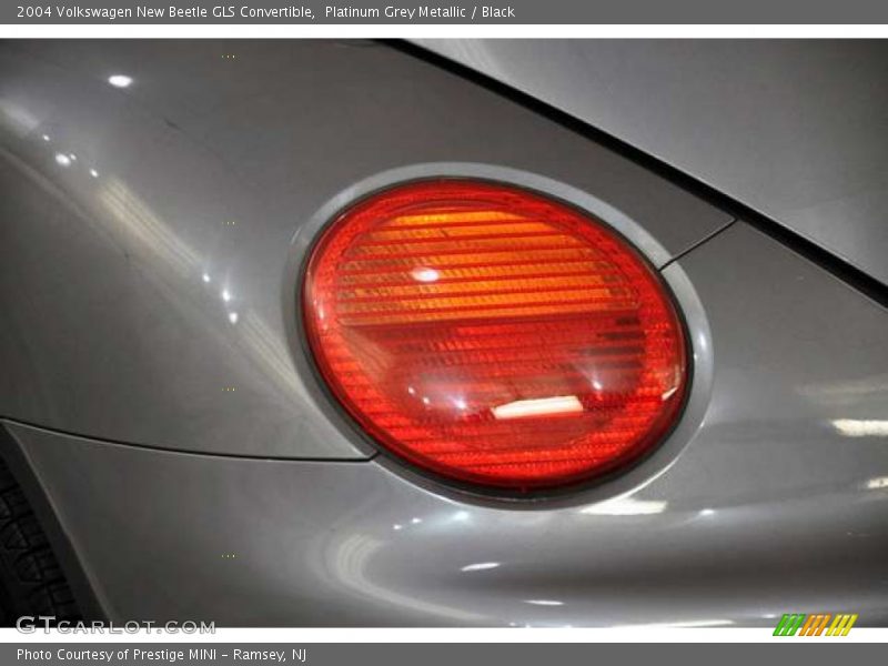 Platinum Grey Metallic / Black 2004 Volkswagen New Beetle GLS Convertible