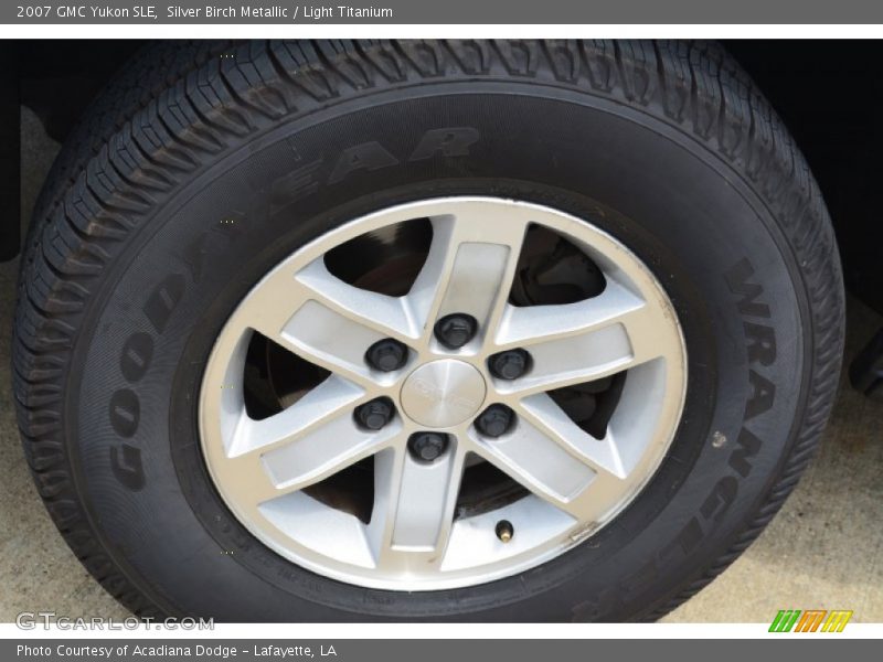  2007 Yukon SLE Wheel