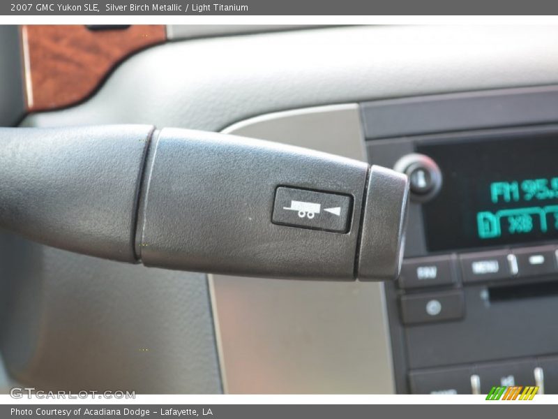 Silver Birch Metallic / Light Titanium 2007 GMC Yukon SLE