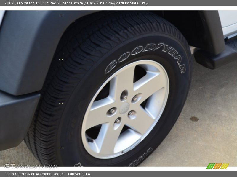 Stone White / Dark Slate Gray/Medium Slate Gray 2007 Jeep Wrangler Unlimited X