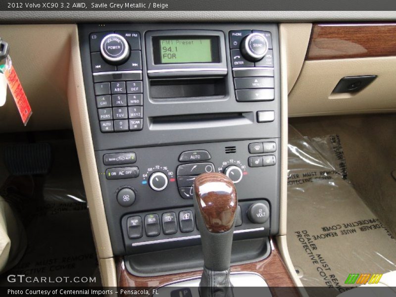 Controls of 2012 XC90 3.2 AWD