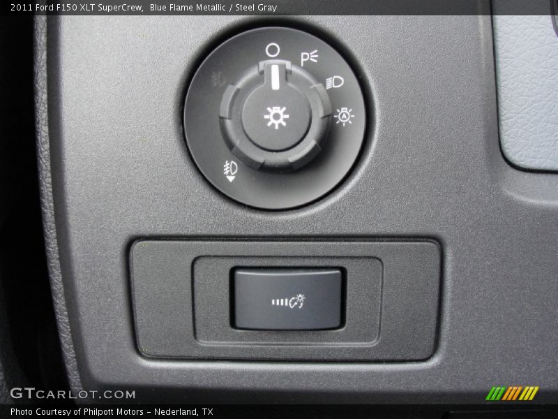 Blue Flame Metallic / Steel Gray 2011 Ford F150 XLT SuperCrew