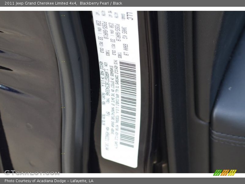 Blackberry Pearl / Black 2011 Jeep Grand Cherokee Limited 4x4