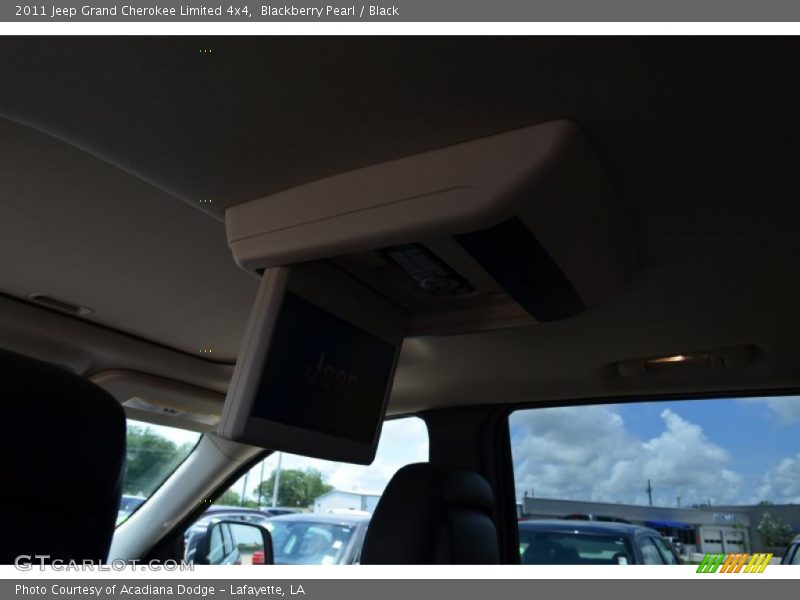 Blackberry Pearl / Black 2011 Jeep Grand Cherokee Limited 4x4