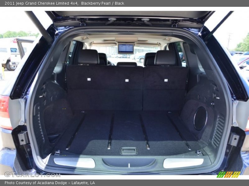 Blackberry Pearl / Black 2011 Jeep Grand Cherokee Limited 4x4