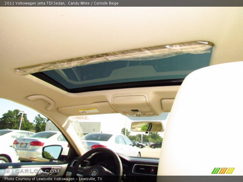 Candy White / Cornsilk Beige 2011 Volkswagen Jetta TDI Sedan
