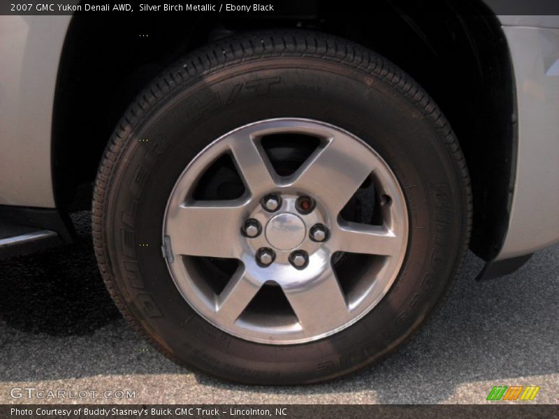 Silver Birch Metallic / Ebony Black 2007 GMC Yukon Denali AWD