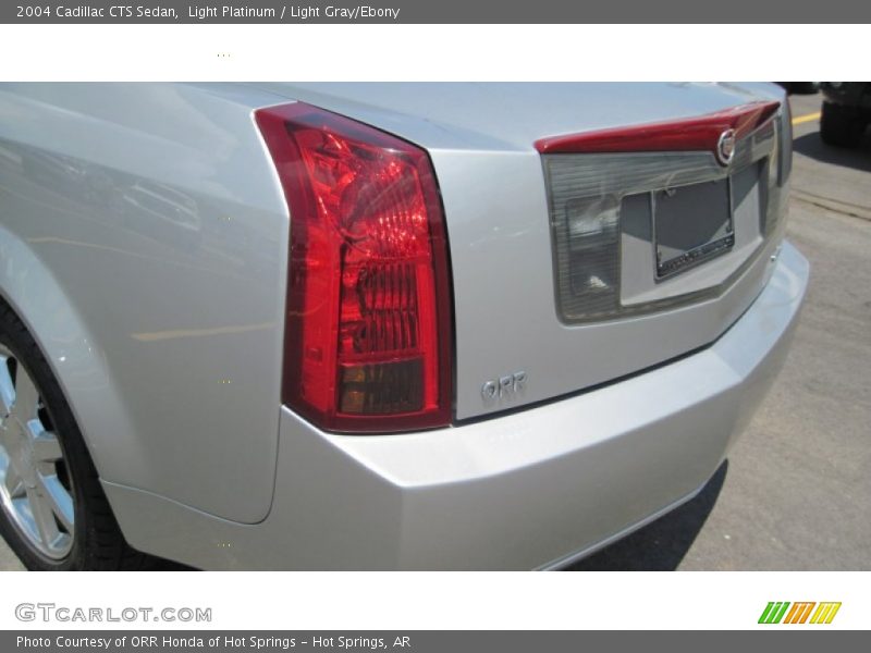 Light Platinum / Light Gray/Ebony 2004 Cadillac CTS Sedan