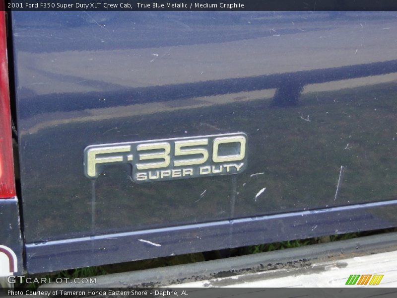 True Blue Metallic / Medium Graphite 2001 Ford F350 Super Duty XLT Crew Cab