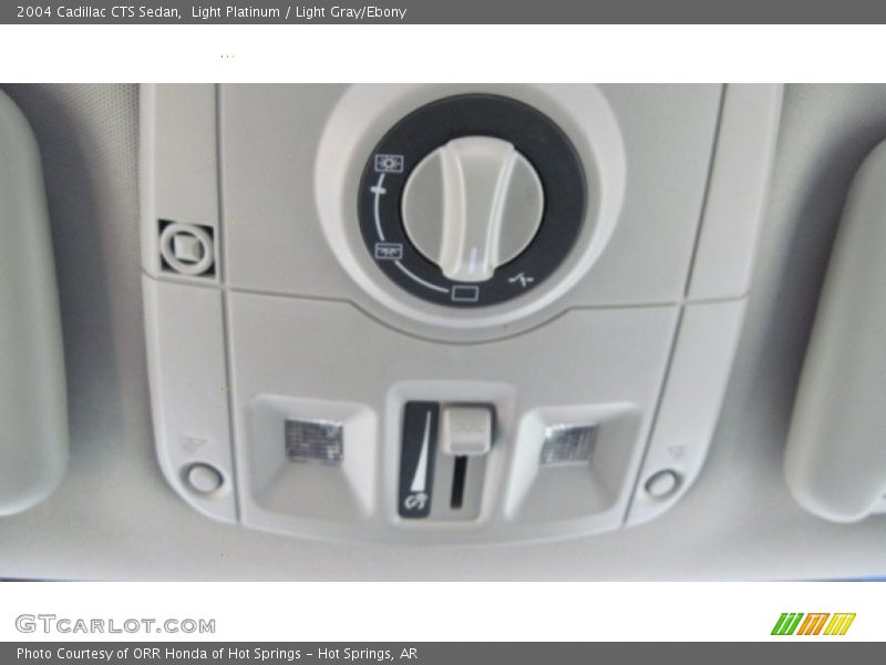 Light Platinum / Light Gray/Ebony 2004 Cadillac CTS Sedan