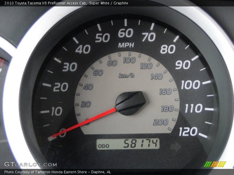 Super White / Graphite 2010 Toyota Tacoma V6 PreRunner Access Cab