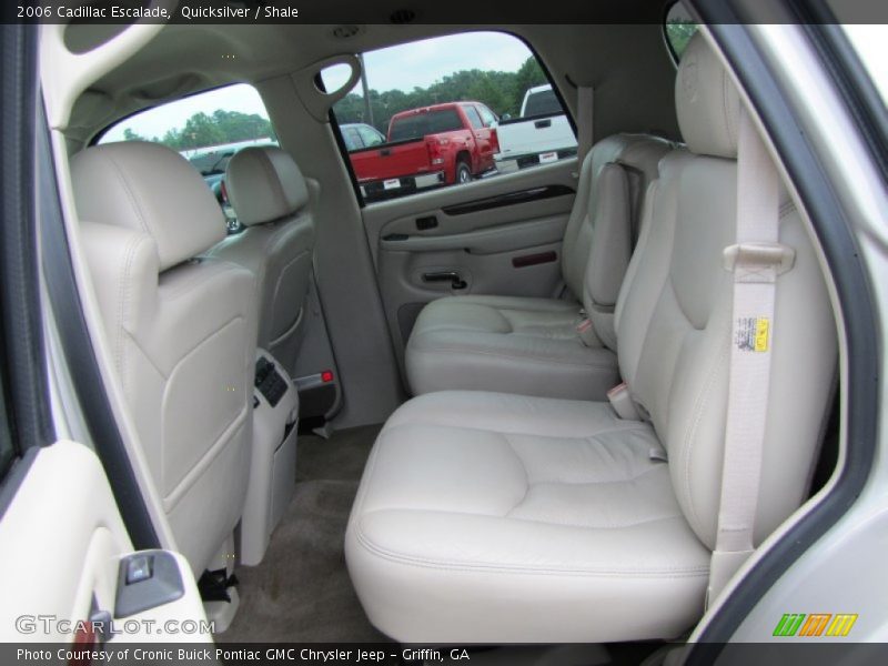  2006 Escalade  Shale Interior