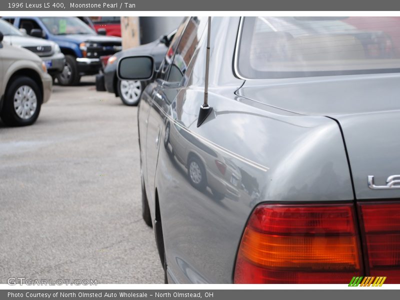 Moonstone Pearl / Tan 1996 Lexus LS 400