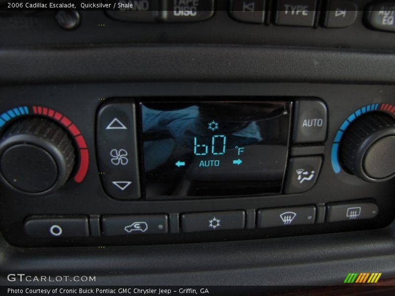 Controls of 2006 Escalade 