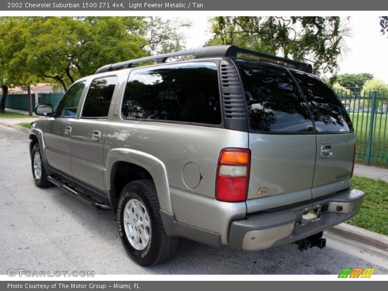 Light Pewter Metallic / Tan 2002 Chevrolet Suburban 1500 Z71 4x4