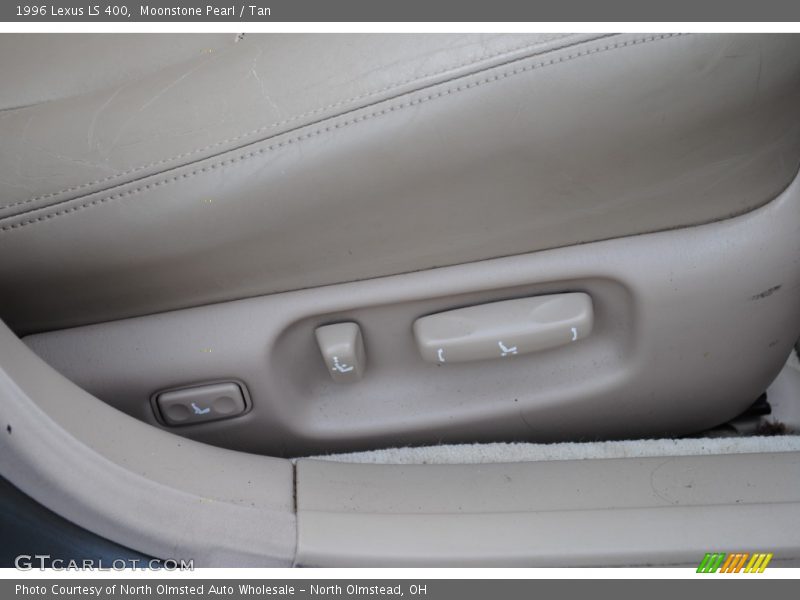 Controls of 1996 LS 400