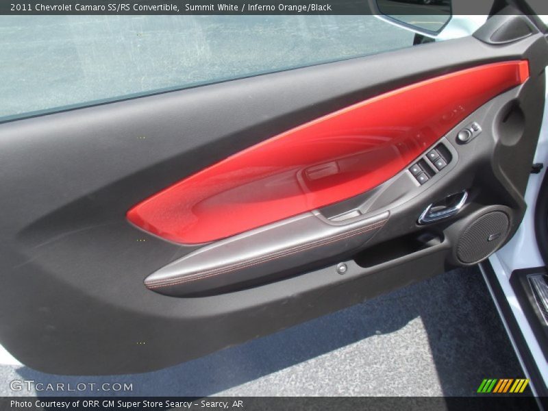 Door Panel of 2011 Camaro SS/RS Convertible
