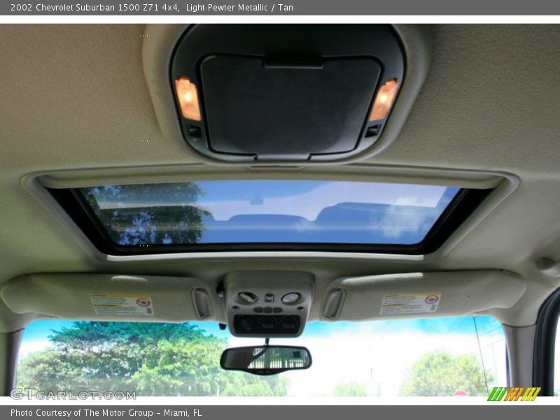Light Pewter Metallic / Tan 2002 Chevrolet Suburban 1500 Z71 4x4