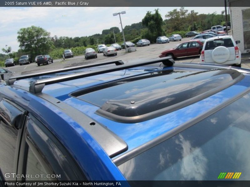 Pacific Blue / Gray 2005 Saturn VUE V6 AWD