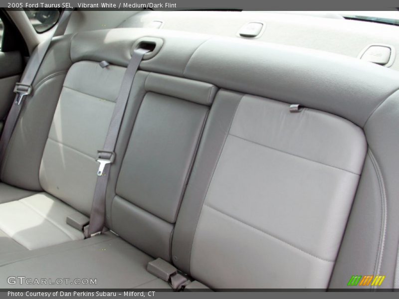 Vibrant White / Medium/Dark Flint 2005 Ford Taurus SEL