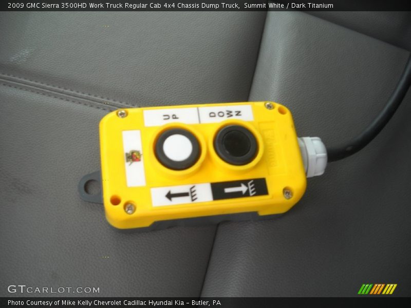 Summit White / Dark Titanium 2009 GMC Sierra 3500HD Work Truck Regular Cab 4x4 Chassis Dump Truck