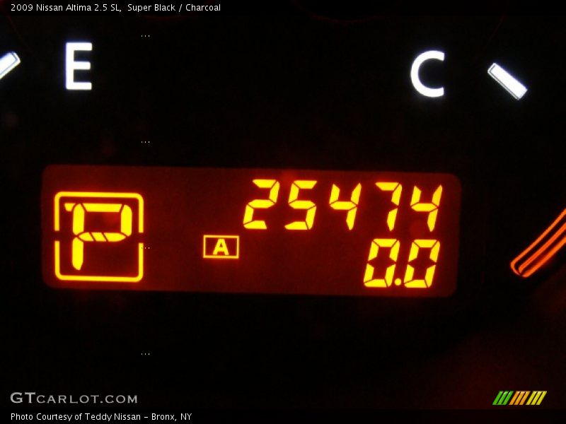 Super Black / Charcoal 2009 Nissan Altima 2.5 SL