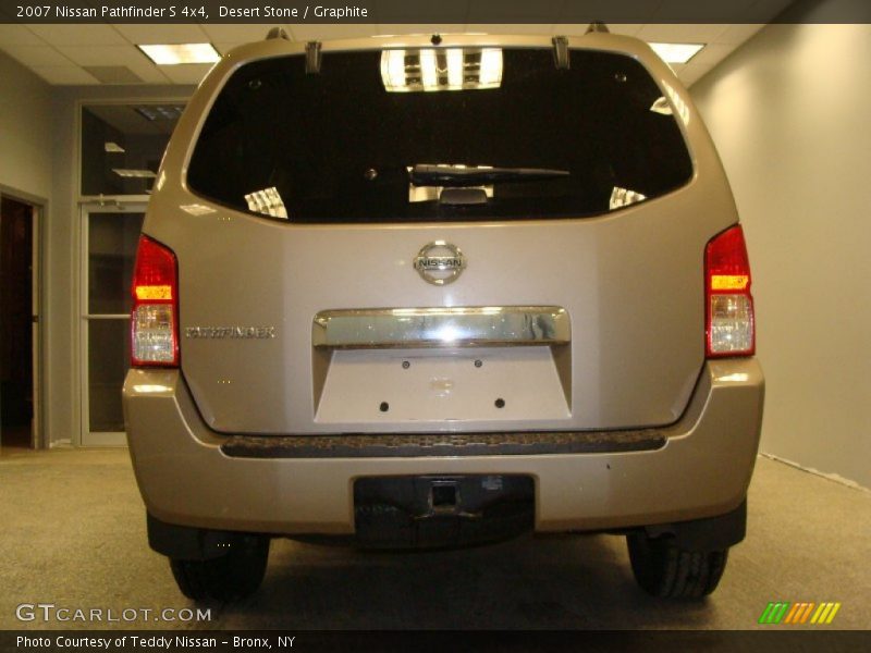 Desert Stone / Graphite 2007 Nissan Pathfinder S 4x4