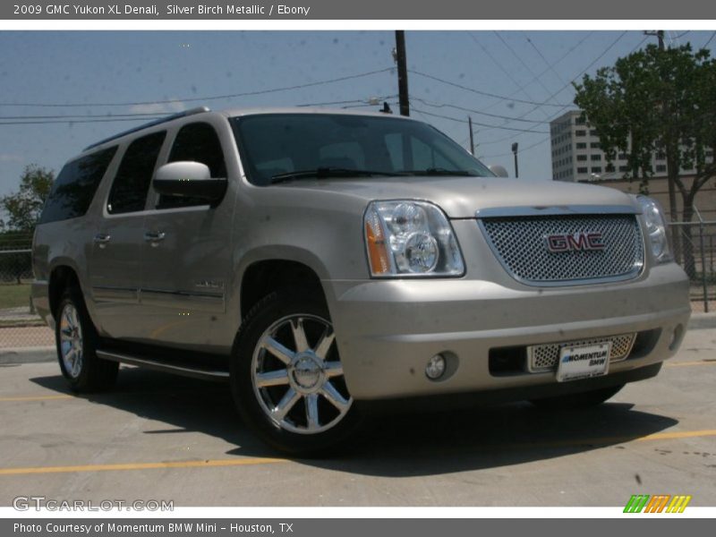 Silver Birch Metallic / Ebony 2009 GMC Yukon XL Denali