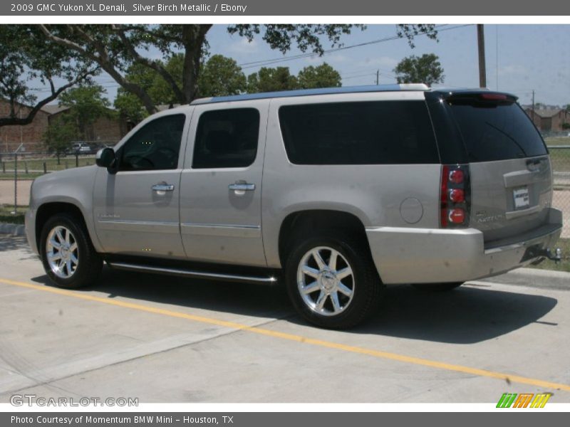 Silver Birch Metallic / Ebony 2009 GMC Yukon XL Denali