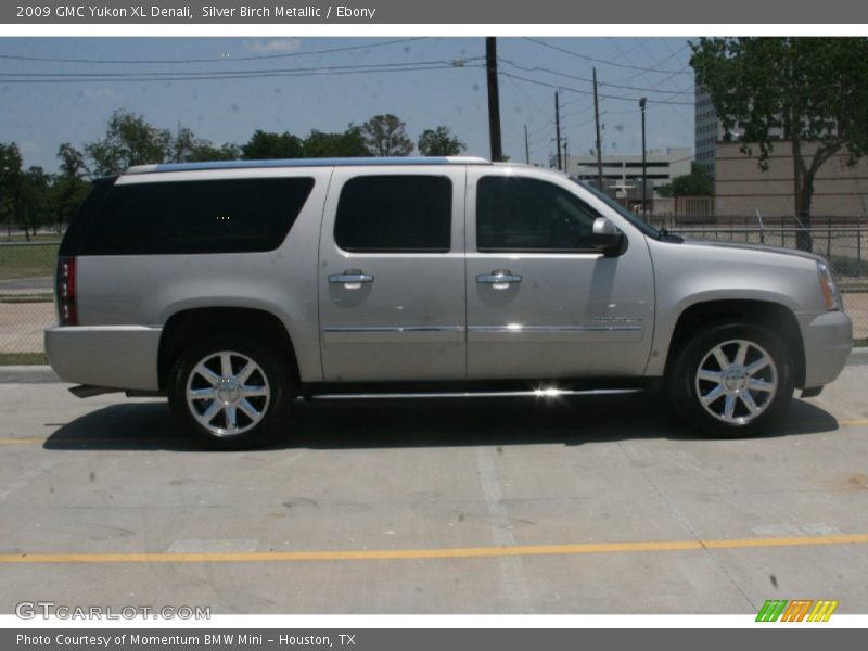 Silver Birch Metallic / Ebony 2009 GMC Yukon XL Denali