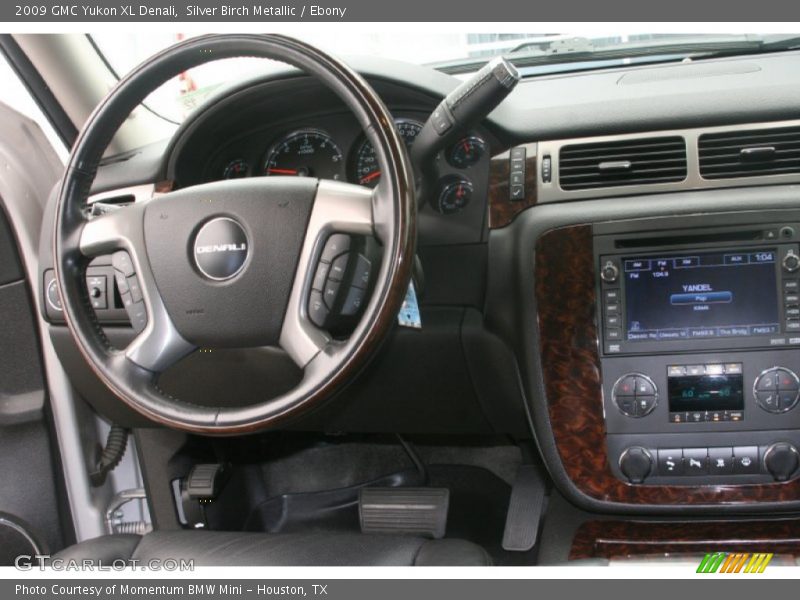 Silver Birch Metallic / Ebony 2009 GMC Yukon XL Denali