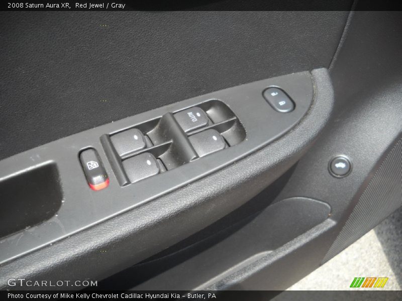 Red Jewel / Gray 2008 Saturn Aura XR