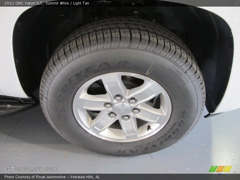 Summit White / Light Tan 2011 GMC Yukon SLT