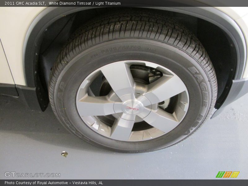 White Diamond Tintcoat / Light Titanium 2011 GMC Acadia SLT