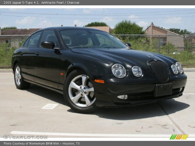 Front 3/4 View of 2003 S-Type 4.2