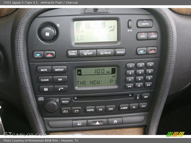 Controls of 2003 S-Type 4.2