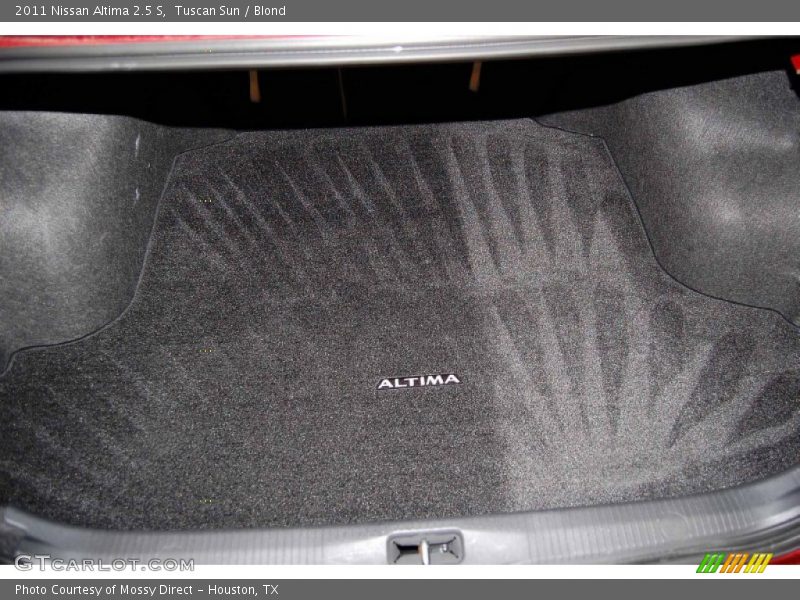 Tuscan Sun / Blond 2011 Nissan Altima 2.5 S