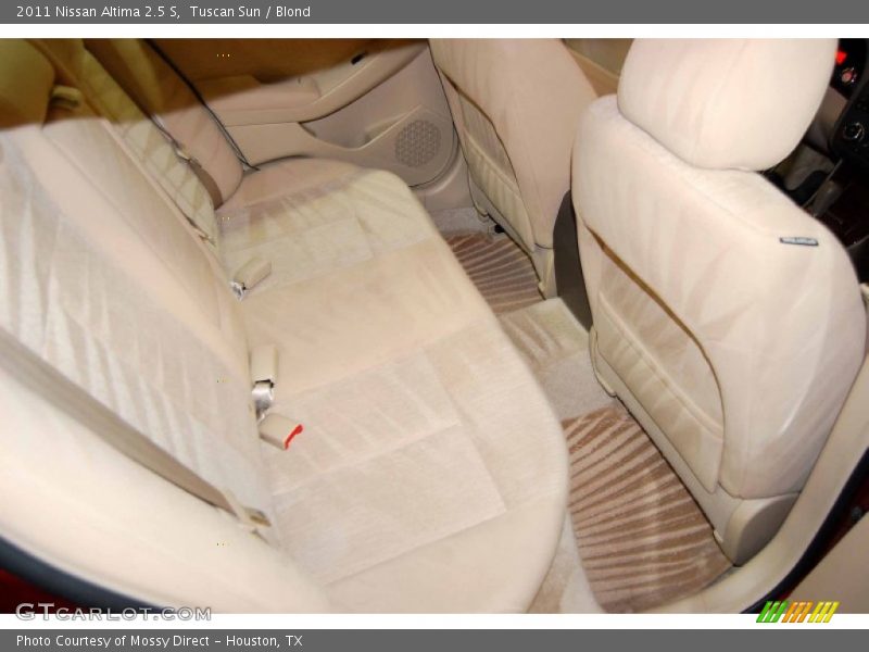 Tuscan Sun / Blond 2011 Nissan Altima 2.5 S
