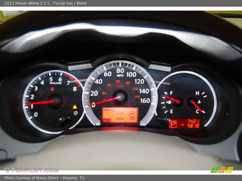Tuscan Sun / Blond 2011 Nissan Altima 2.5 S