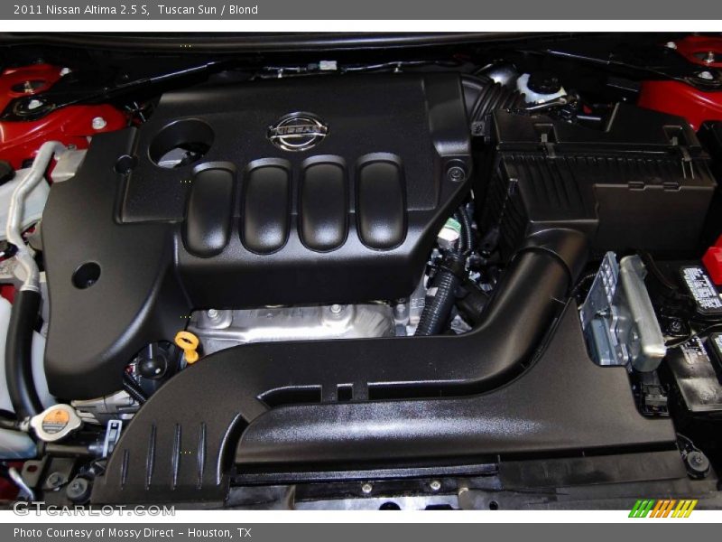 Tuscan Sun / Blond 2011 Nissan Altima 2.5 S