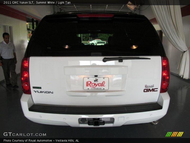 Summit White / Light Tan 2011 GMC Yukon SLT