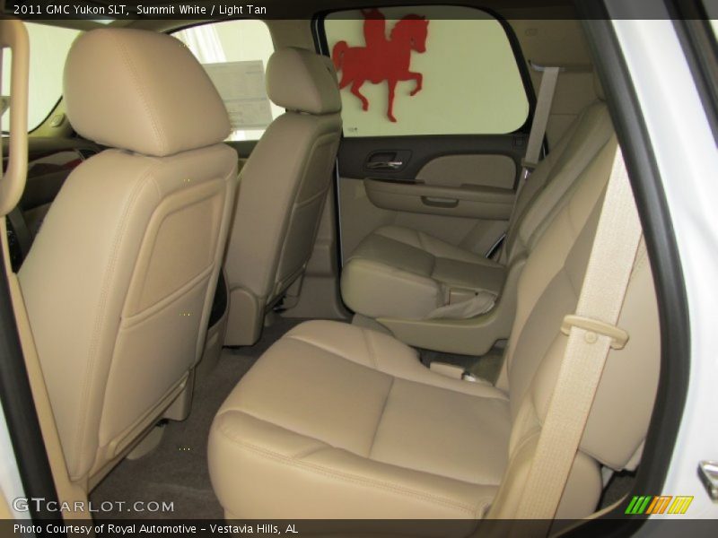 Summit White / Light Tan 2011 GMC Yukon SLT