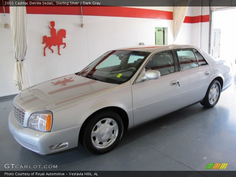 Sterling Silver / Dark Gray 2001 Cadillac DeVille Sedan