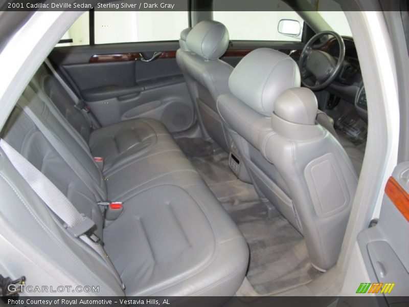 Sterling Silver / Dark Gray 2001 Cadillac DeVille Sedan